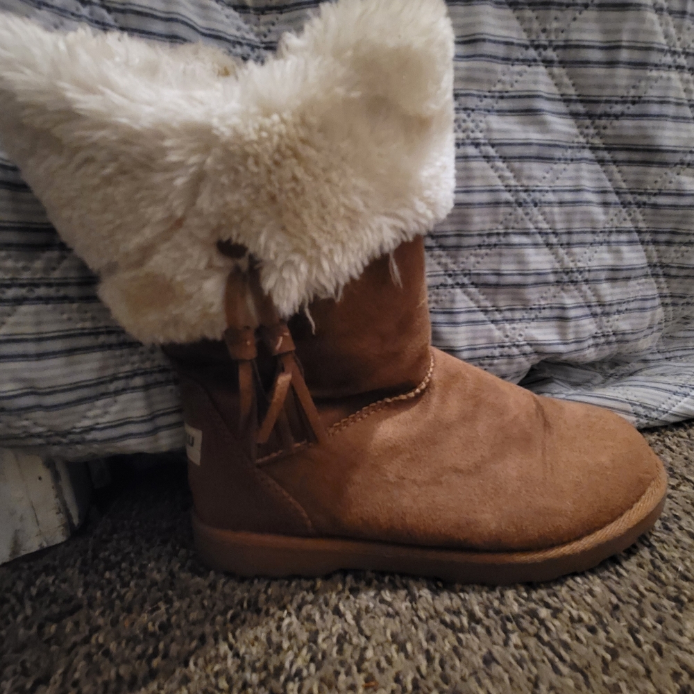 GIRLS' MAKALU BIG KID ICELAND TAN SUEDE WINTER BOOTS SIZE 4 !!!!๐ข โค ๐๐๐๐ - Picture 14 of 14